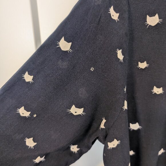 Grace and Mila Cat Blouse with ribbon tie back - Picture 2 of 4